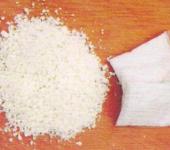 伊犁哈萨克自治州 以边境小额贸易为桥，促丝网制品等商品技术进出口繁荣